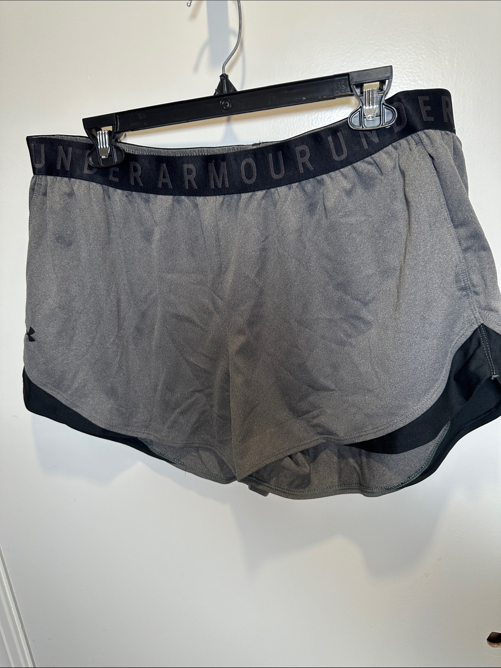 Under Armour Grey and Black Women's Running Shorts (19)